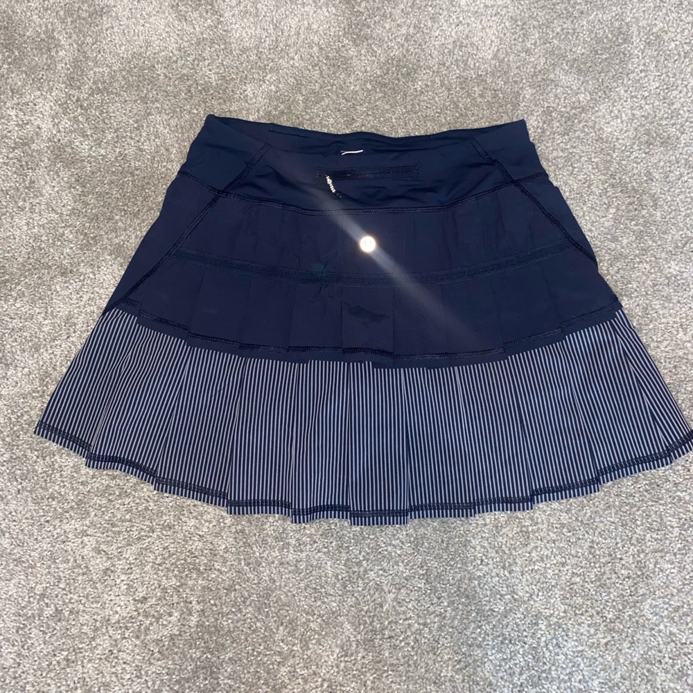 Lululemon navy skirt!